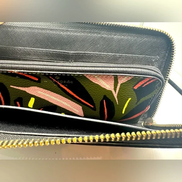 Kate Spade Long Wallet - Picture 8 of 11